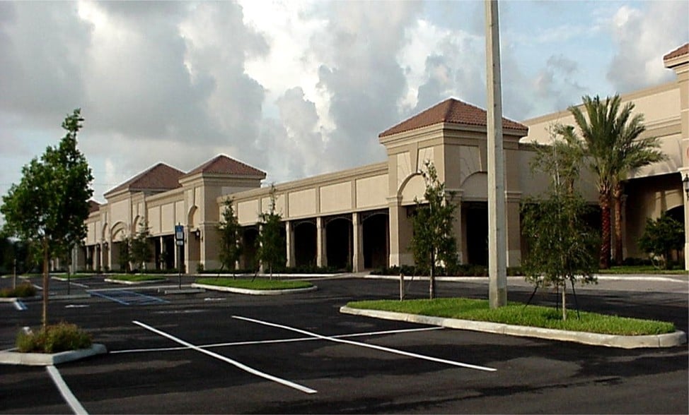 111 US Highway One, North Palm Beach, FL for lease - Building Photo - Image 3 of 12